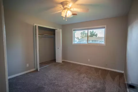 1137 Lorraine Dr, Redding, CA 96002 photo 15