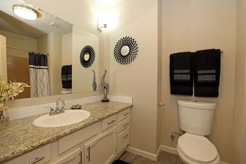 437 Peppertree Ln, Redding, CA 96003 photo 9