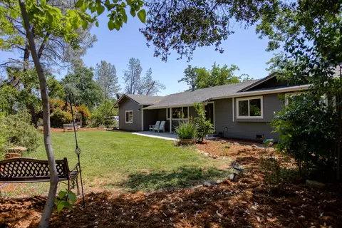 16093 Setting Sun Dr, Anderson, CA 96007 photo 1