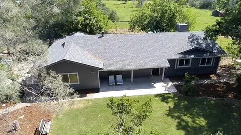 16093 Setting Sun Dr, Anderson, CA 96007 photo 2