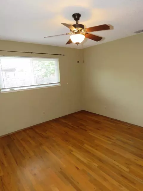 4510 Enchanted Way, Redding, CA 96001 photo 10