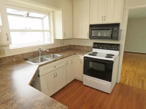 4510 Enchanted Way, Redding, CA 96001 photo 6