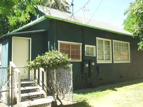 533 Oak St, Red Bluff, CA 96080 photo 3