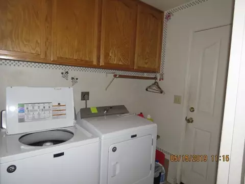 780 St Thomas Pkwy, Redding, CA 96003 photo 8