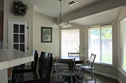 5257 Mica Ct, Redding, CA 96003 photo 15