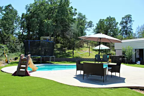 5257 Mica Ct, Redding, CA 96003 photo 7