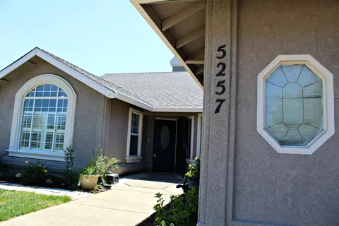 5257 Mica Ct, Redding, CA 96003 photo 3