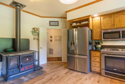 320 Salt Flat Rd, Lewiston, CA 96052 photo 8