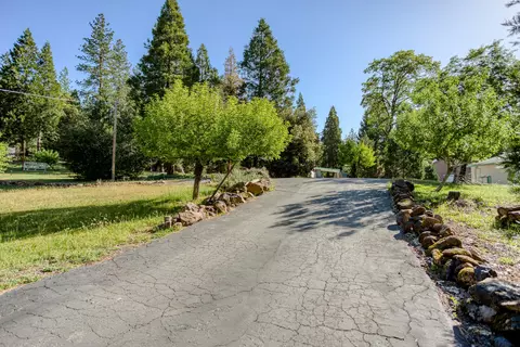 15873 Valhalla Dr, Oak Run, CA 96069 photo 3