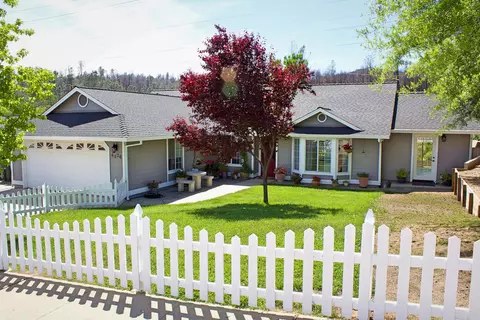4826 Tralee Ln, Redding, CA 96001 photo 1