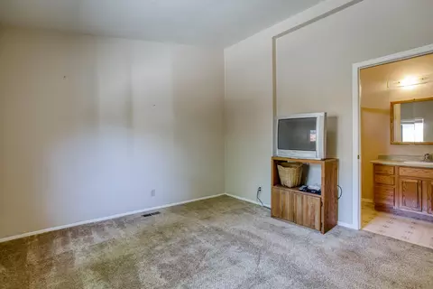 383 Yolla Bolly Trl, Redding, CA 96003 photo 10