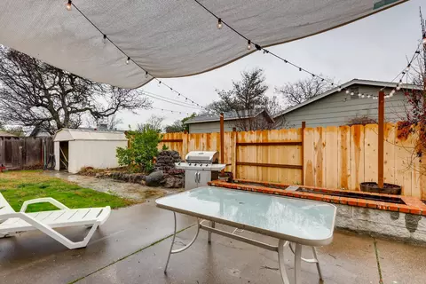 392 Rosewood Dr, Redding, CA 96003 photo 27