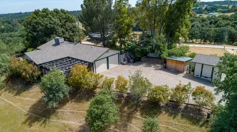 14864 Pleasant Valley Dr, Red Bluff, CA 96080 photo 4