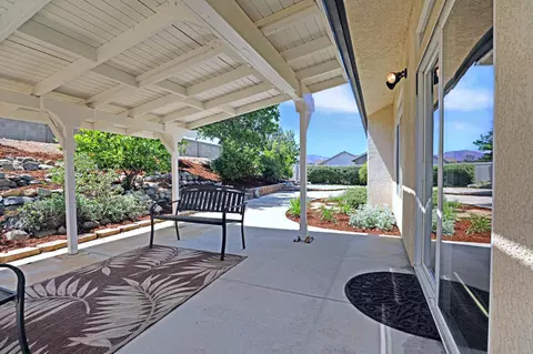562 River Park Dr, Redding, CA 96003 photo 20