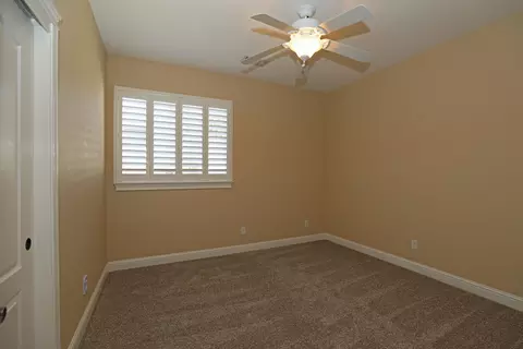 562 River Park Dr, Redding, CA 96003 photo 13