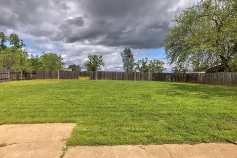 3130 Sacramento Dr, Redding, CA 96001 photo 22