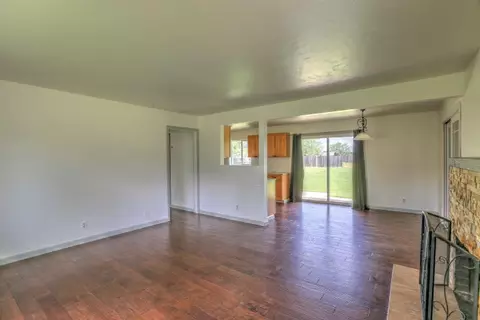 3130 Sacramento Dr, Redding, CA 96001 photo 8