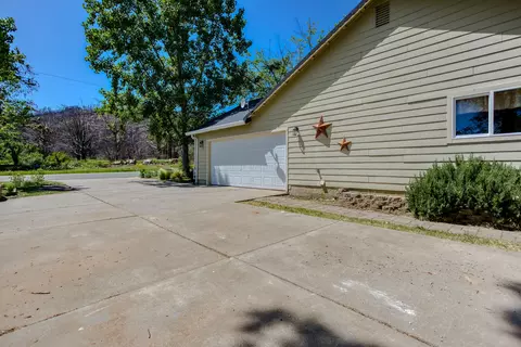 10519 Red Bluff Rd, Shasta, CA 96087 photo 6