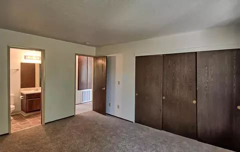 780 Flower Ash Ln, Redding, CA 96003 photo 5