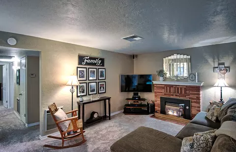7066 White Oak Dr, Anderson, CA 96007 photo 13