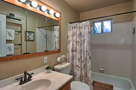 7066 White Oak Dr, Anderson, CA 96007 photo 10