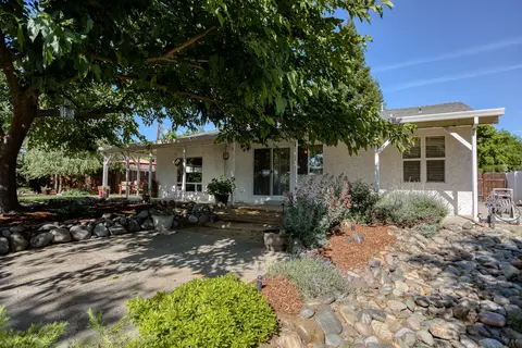 3768 Cheryl Dr, Redding, CA 96002 photo 5