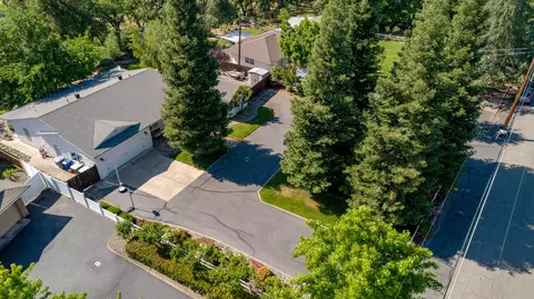 3768 Cheryl Dr, Redding, CA 96002 photo 3