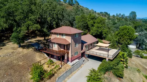 2570 Snow Ln, Redding, CA 96003 photo 1