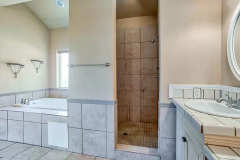 2570 Snow Ln, Redding, CA 96003 photo 27