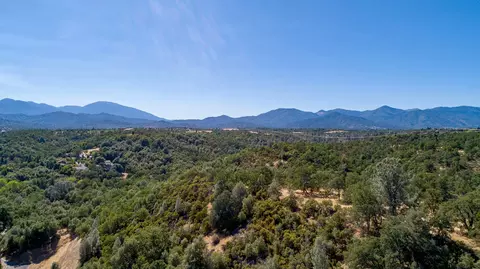 2570 Snow Ln, Redding, CA 96003 photo 76