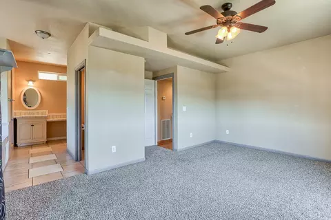 2570 Snow Ln, Redding, CA 96003 photo 21