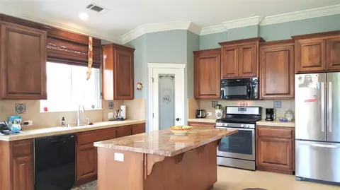 688 Durango Way, Redding, CA 96003 photo 5