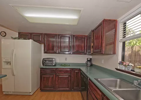 1272 Hawthorne, Redding, CA 96002 photo 7