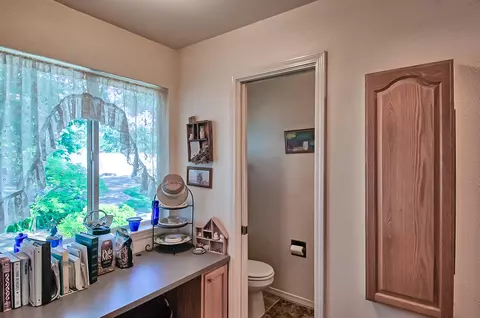 4596 Alta Camino Dr, Redding, CA 96002 photo 16