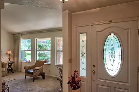 4596 Alta Camino Dr, Redding, CA 96002 photo 5