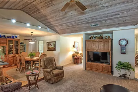4596 Alta Camino Dr, Redding, CA 96002 photo 8