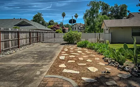 4596 Alta Camino Dr, Redding, CA 96002 photo 34