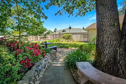 4596 Alta Camino Dr, Redding, CA 96002 photo 33