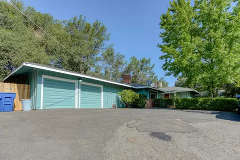 2732 Churn Ct, Redding, CA 96002 photo 1