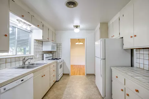 2732 Churn Ct, Redding, CA 96002 photo 17