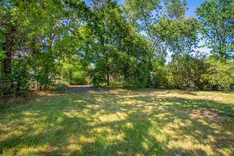 1126 Gold St, Redding, CA 96001 photo 10