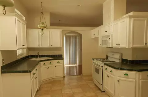 4406 White River Dr, Redding, CA 96003 photo 6