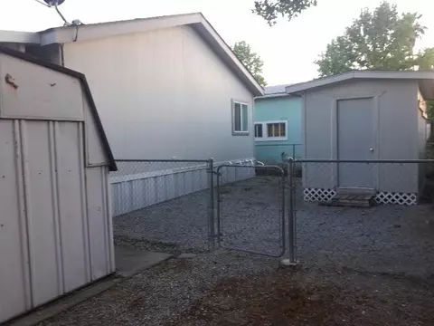 4406 White River Dr, Redding, CA 96003 photo 3