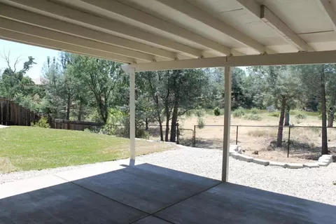 2343 Candlewood Dr, Redding, CA 96003 photo 23