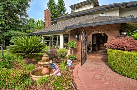 4340 Saratoga Dr, Redding, CA 96002 photo 4