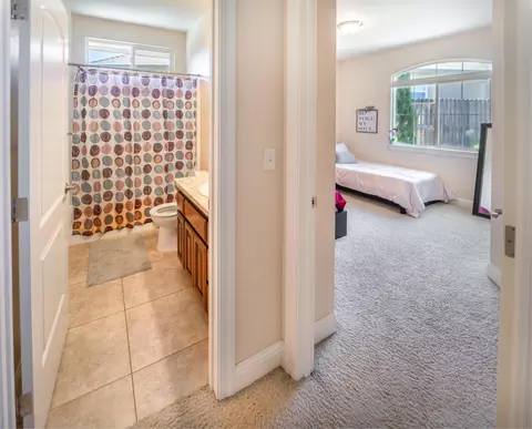 771 Rogue River Way, Redding, CA 96003 photo 13