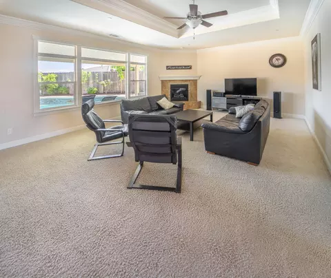 771 Rogue River Way, Redding, CA 96003 photo 8