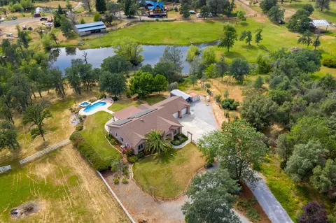 12754 Encanto Way, Redding, CA 96003 photo 38