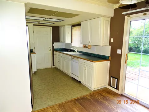 1818 Lindeena Ln, Redding, CA 96002 photo 6