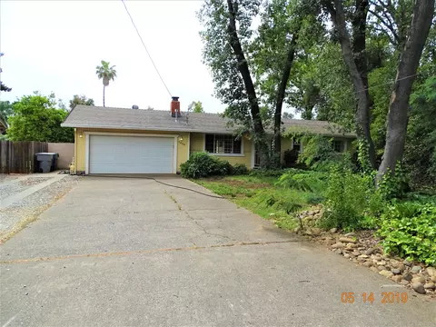 1818 Lindeena Ln, Redding, CA 96002 photo 1